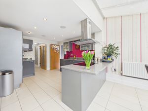 OPEN PLAN - KITCHEN/DINING ROOM- click for photo gallery